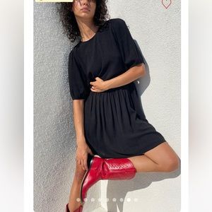 Lisa Says Gah Pia Mini Dress in black